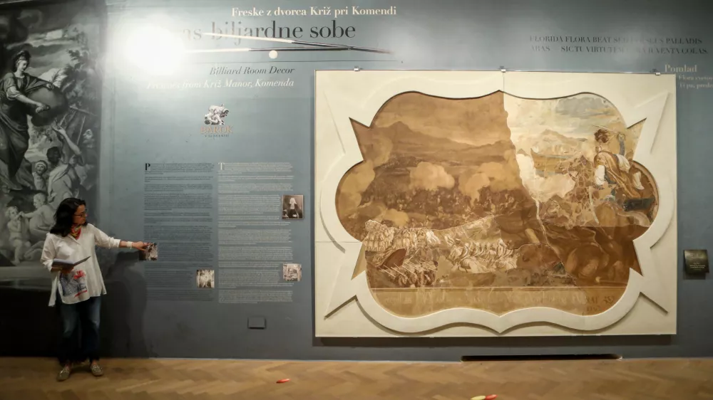 10.4.2025 - Mestni muzej Ljubljana, ogled razstave fresk z dvorca Križa pri Komendi in prikaz restavriranja.Foto: Luka Cjuha