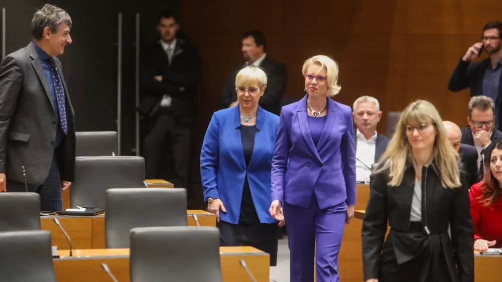 predsednica DZ Ur&scaron;ka Klakočar Zupančičpredsednica republike Nata&scaron;a Pirc Musar je na lastno pobudo prvič nagovorila poslance - 13.12.2023 &ndash; Državni zbor RS - 15. redna seja DZ &ndash; //FOTO: Bojan Velikonja