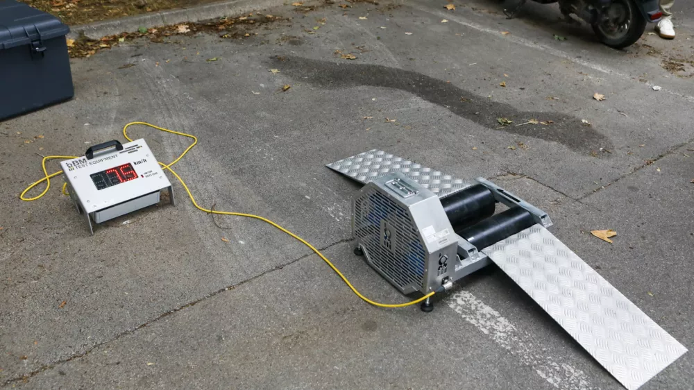 11.7.2025 - policija, nadzor prometa, lahka motorna vozila, skuter, mopedFoto: Luka Cjuha