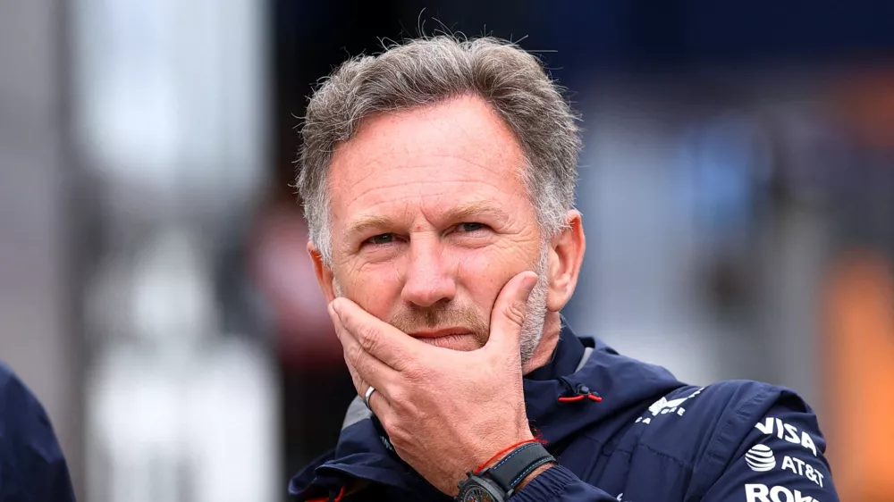 FILE PHOTO: Formula One F1 - British Grand Prix - Silverstone Circuit, Silverstone, Britain - July 6, 2025 Red Bull team principal Christian Horner ahead of the race REUTERS/Andrew Boyers/File Photo