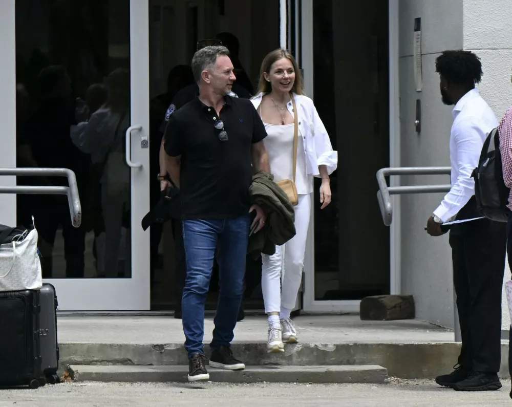 Geri Halliwell s Christianom Hornerjem na dirki za Veliko nagrado Miamija letos. Foto: Profimedia