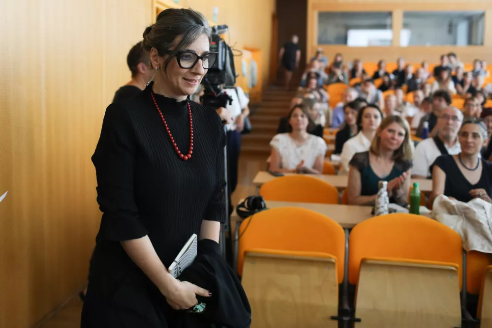 - 09.07.2025. - Posebna poročevalka ZN za okupirana palestinska ozemlja Francesca Albanese na strokovnem posvetu na Pravni fakulteti v Ljubljani.//FOTO: Bojan Velikonja