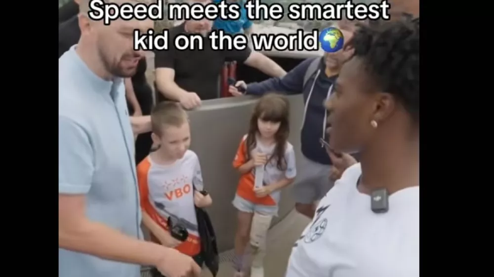 Edvard in Frida Kaloh sta srečala vplivneža IShowSpeed in navdu&scaron;ila uporabnike spleta.