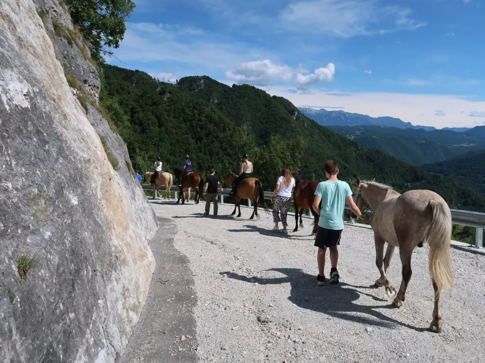 Mladinski center Nova Gorica, Tabor za mlade - za dvig samozavesti, iskanje močnih področij / Foto: Nata&scaron;a Bucik Ozebek