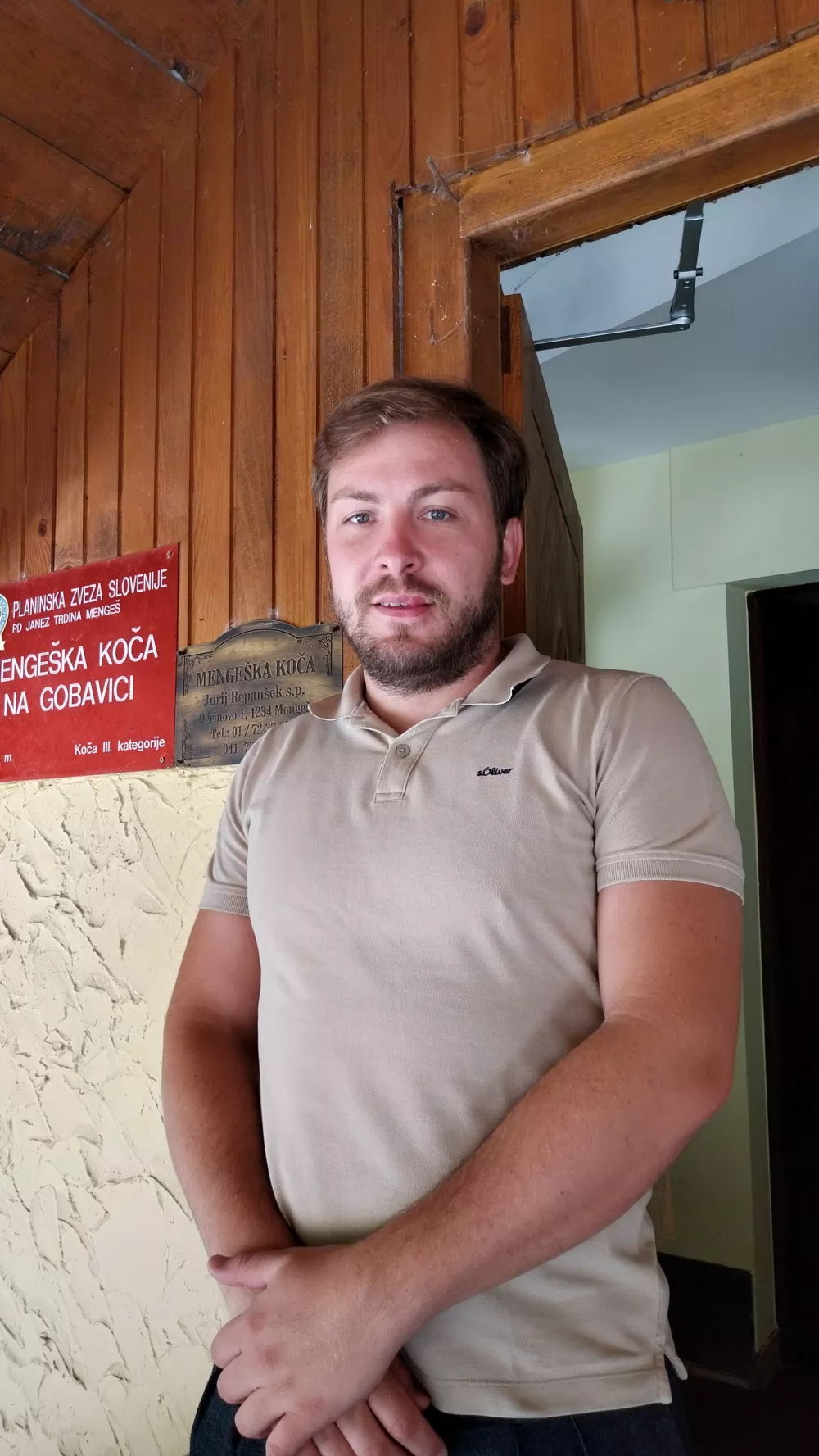 Menge&scaron;ka koča: Med naravo, tradicijo in domačnostjo