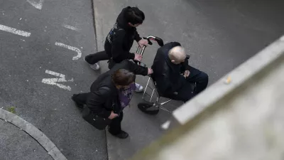 Dolgotrajna oskrba: Kljub temu, da sistem &scaron;e ne deluje, prispevek že pobirajo