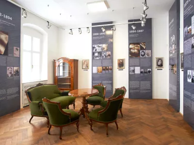 Glasbeni inkubator za gojenje samospeva