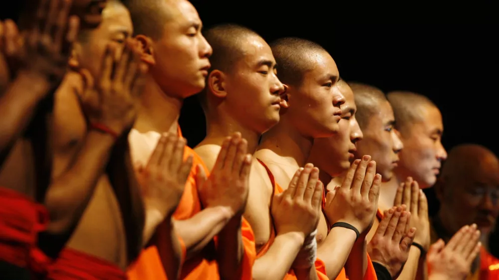 Shaolin (Kitajska) - spektakel borilnih ve&scaron;čin - &scaron;aolinski menihi v Ljubljani/FOTO: Matej Pov&scaron;eOPOMBA: ZA OBJAVO V PRILOGI &ndash; DNEVNIKOV OBJEKTIV - REPORTAŽA