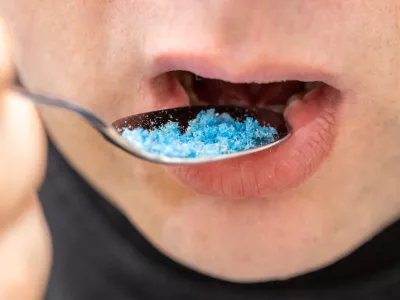 Marsikaj konča v na&scaron;em telesu. / Foto: iStock