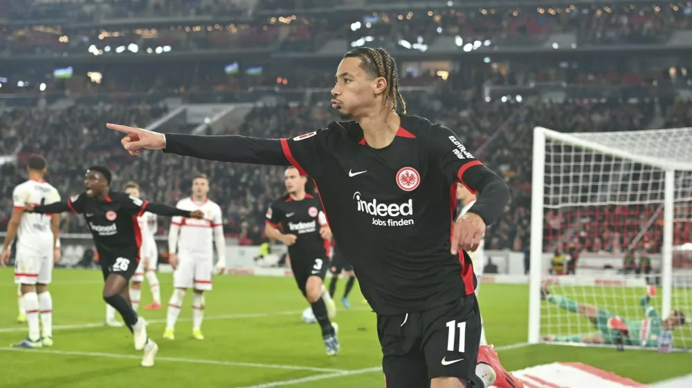 goaljubel Hugo EKITIKE (Eintracht Frankfurt) after goal to make it 0-1, jubilation, joy, enthusiasm, action, single image, cropped single motif, half figure, half figure. Football 1. Bundesliga season 2024/2025, 10th matchday, matchday10, VfB Stuttgart - Eintracht Frankfurt on November 10th, 2024, MHP ARENA. ? Photo by: Frank Hoermann/SVEN SIMON/picture-alliance/dpa/AP Images