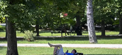 Vročinavisoke temperaturepoletjepripekavročinski val globalno segrevanje30.6.2025 Vročinski val v Ljubljani.FOTO: Nik Erik Neubauer