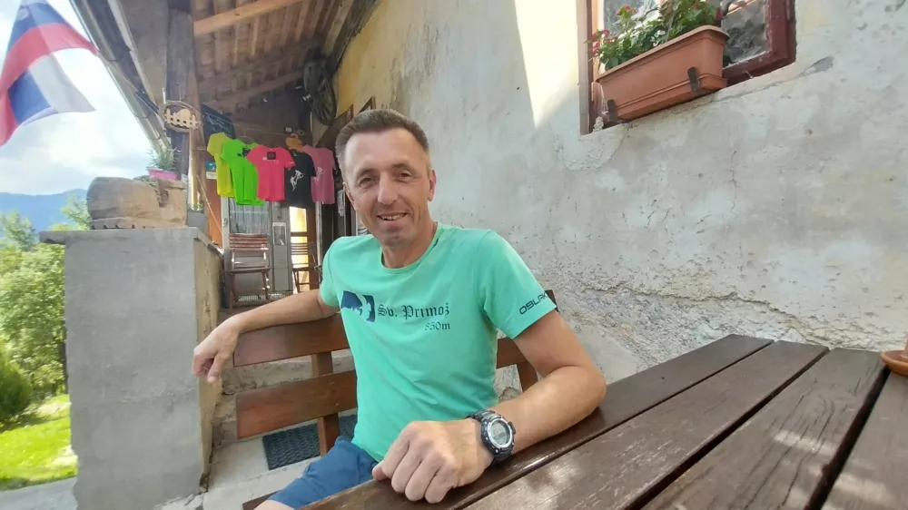 Oskrbnik, pripovedovalec in prijatelj pohodnikov