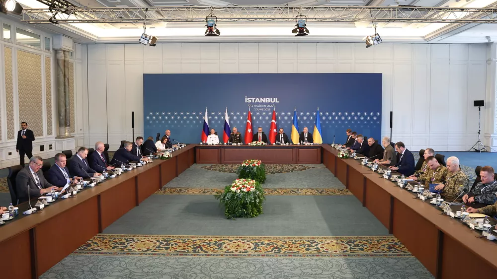 02 June 2025, Turkey, Istanbul: A general view during the new round of Russia-Ukraine talks at Ciragan Palace in Istanbul. Photo: Alexander Ryumin/TASS via ZUMA Press/dpa