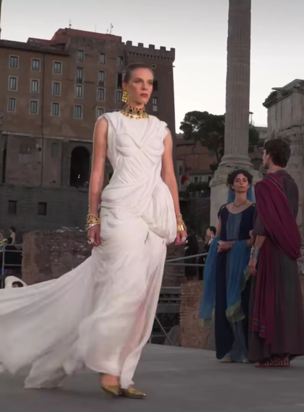 Dolce in Gabbana sta svojo najnovej&scaron;o predstavitev linije Alta Moda uprizorila v Forum Romanumu