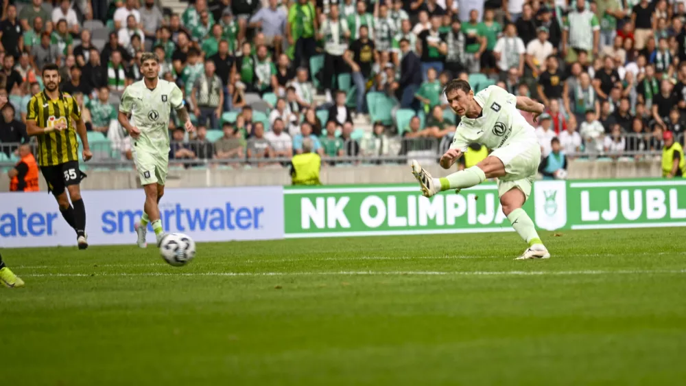 Ivan Mitrevski08.07.2025 Olimpija: Kairat, kvalifikacije za ligo prvakov v nogometuFOTO: Nik Erik Neubauer