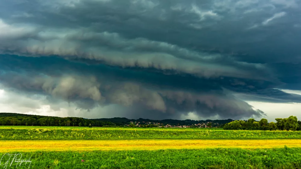 Meteoinfo Slovenija, srela, nevihta, neurja / Foto: Tim Gre&scaron;ak