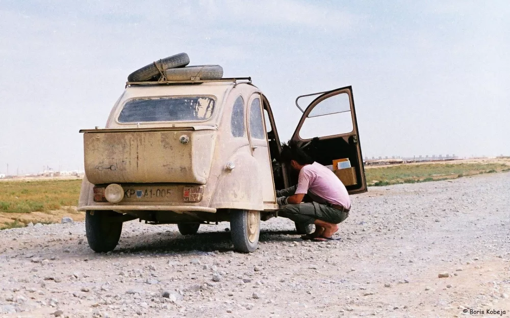 Spaček Borisa Kobeje leta 1993 na poti po 12 državah ravno razpadle Sovjetske zveze  / Foto: Arhiv Borisa Kobeje 