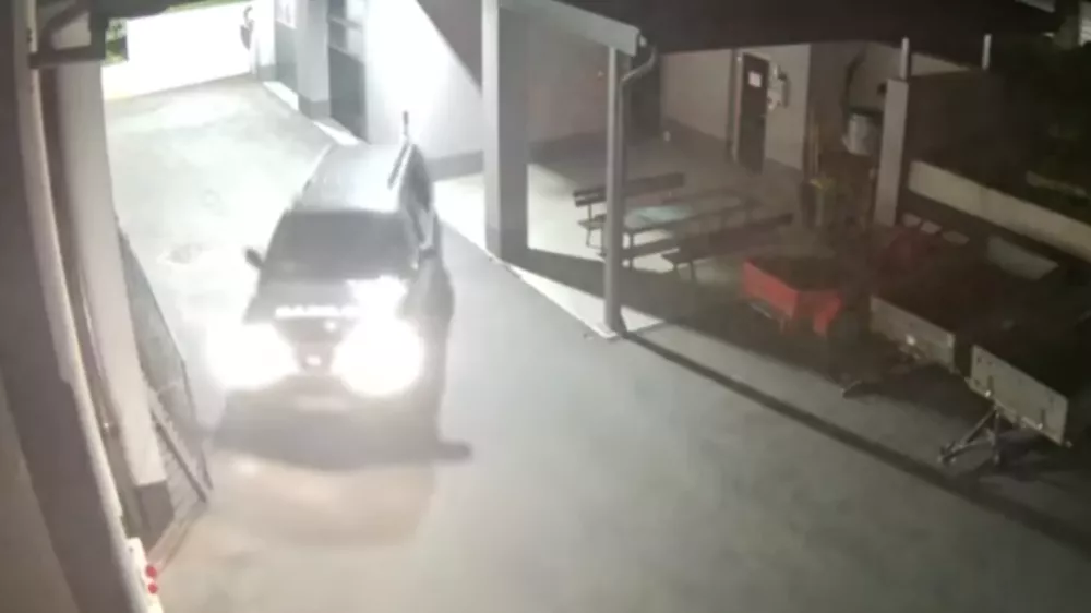 Kraja vozila, gasilci Prevalje