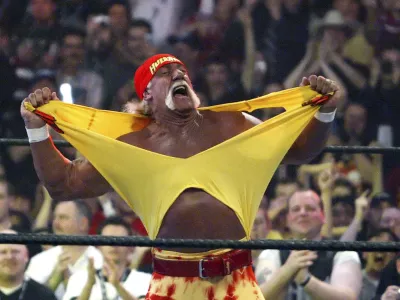 FILE - Hulk Hogan fires up the crowd between matches at WrestleMania 21 at the Staples Center in Los Angeles, April 3, 2005. (AP Photo/Chris Carlson, File)