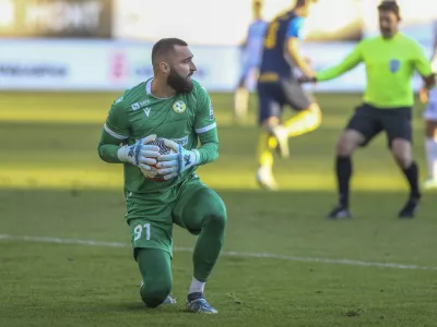 Metod Jurhar23.11.2024 - nogomet - Celje - Koper FOTO: LUKA CJUHA