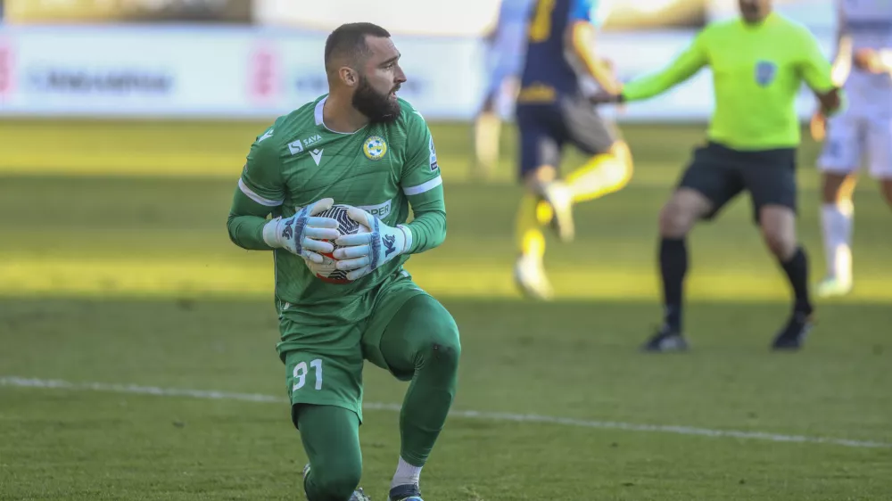 Metod Jurhar23.11.2024 - nogomet - Celje - Koper FOTO: LUKA CJUHA