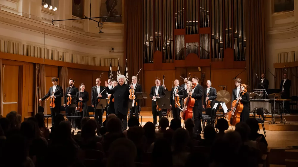 Slovenska filharmonijaM&uuml;nchenski virtuoziLorenz Nasturica-Herschcowici, solist/dirigentLjubljana Festival