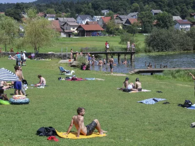 - 21.07.2024 - reportaža Podpe&scaron;ko jezero - poletje, vročina, kopanje, hlajenje, kopalci, obiskovalci, ljudje //FOTO: Jaka Gasar