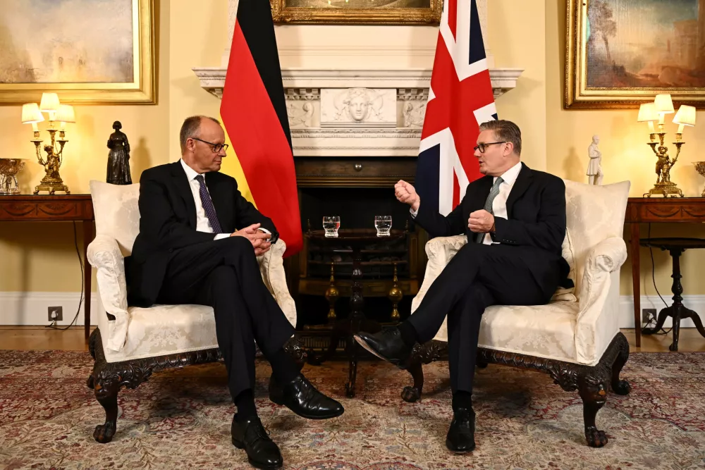 German Chancellor Friedrich Merz and Prime Minister Keir Starmer attend a meeting at 10 Downing Street in London, Britain, July 17, 2025. Leon Neal/Pool via REUTERS