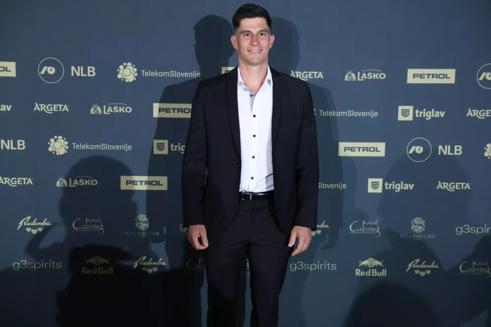 Žan Kranjec- 15. 05. 2024 - tradicionalna prireditev Večer &scaron;ampionov (organizira ga SZS), na katerem bodo počastili uspehe in dosežke tekmovalk in tekmovalcev v minuli zimski sezoni, ki tekmujejo pod okriljem zveze.  //FOTO: Jaka Gasar