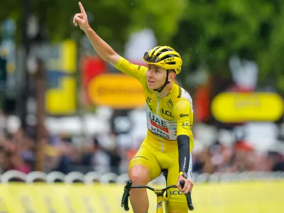 Francija, Pariz.Kolesarska dirka po Franciji, 21. etapa: Mantes-la-Ville - Pariz (132,3 km).Zmagovalec dirke po Franciji Tadej Pogacar.