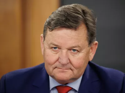 Ljubljana, DZ.Skupna seja odbora DZ za gospodarstvo in odbora DZ za zadeve Evropske unije, na kateri so obravnavali predstavitev kandidata za ministra za kohezijo in regionalni razvoj Aleksandra Jevska.Kandidata za ministra za kohezijo in regionalni razvoj Aleksander Jevsek.