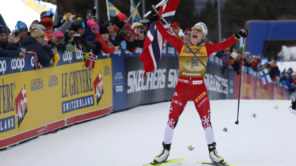 Norway's Therese Johaug wins the 10km women's mass start race of the Tour de Ski cross country, in Val di Fiemme, Italy, Sunday, Jan. 5, 2025. (AP Photo/Alessandro Trovati)