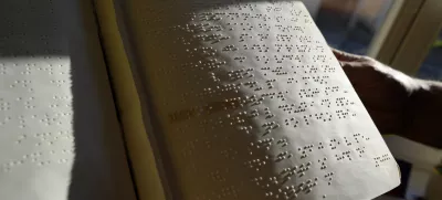 Kdo bo financiral nov tiskarski stroj za slepe in slabovidne?