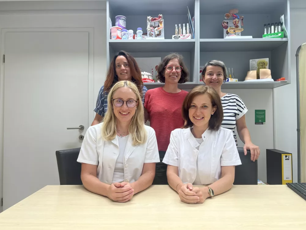 Ugotovitve raziskovalne skupine Katedre za prehransko svetovanje &ndash; dietetiko Univerze na Primorskem, so bile objavljene v ugledni mednarodni znanstveni reviji Clinical Nutrition. / Foto: Osebni Arhiv