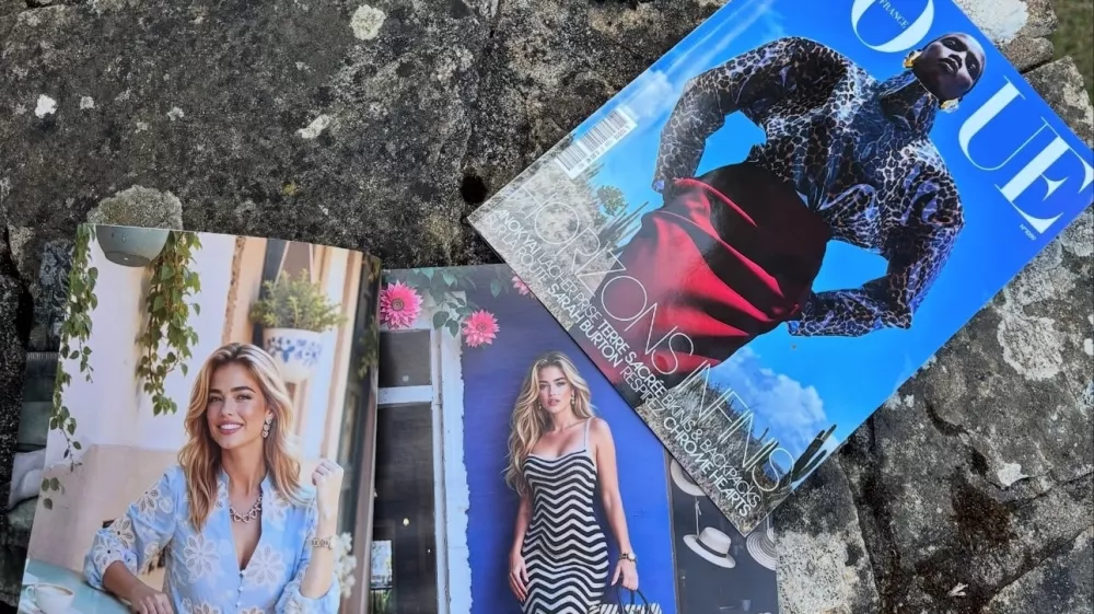 Pri Vogueu zagotavljajo, da UI-model ni bil del uredni&scaron;ke odločitve, kar pomeni, da gre za oglasno sporočilo. F instagram marketin&scaron;ke agencije Seraphinne Vallora