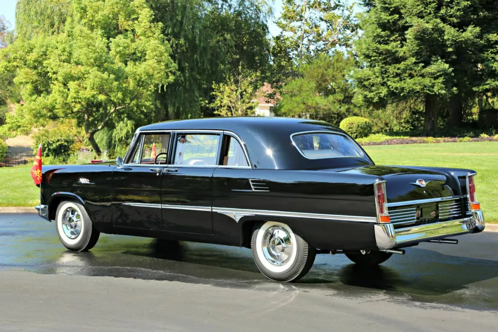 Hongqi CA72: Darilo ob desetletnici komunizma