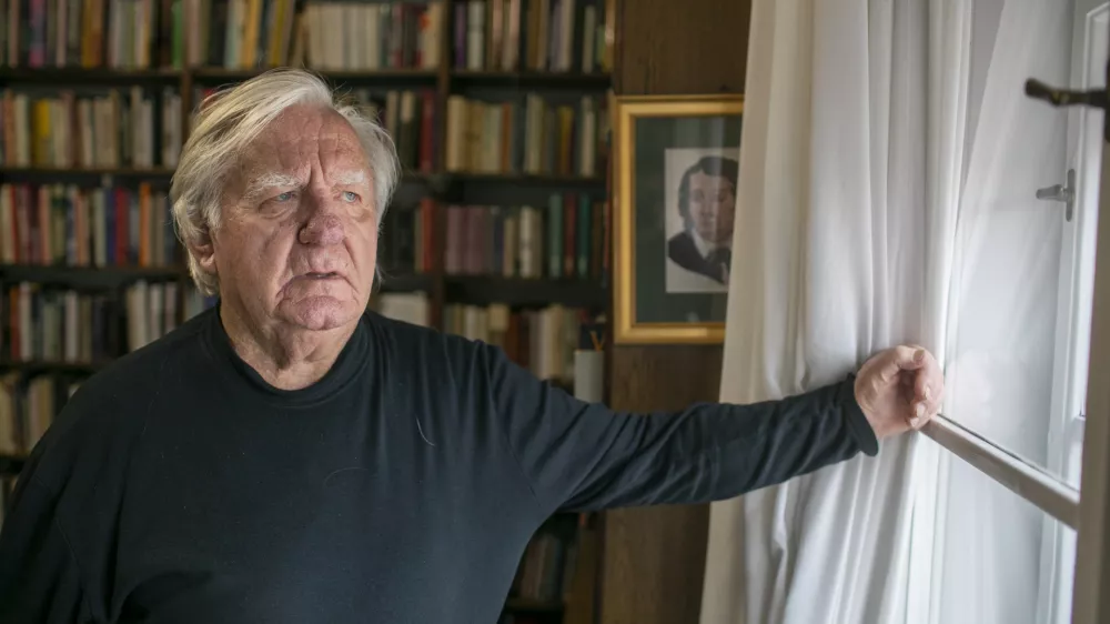 27.11.2024 - Tone Partljič slovenski pisatelj, dramatik, predmetni učitelj, scenarist, politikFOTO: LUKA CJUHA