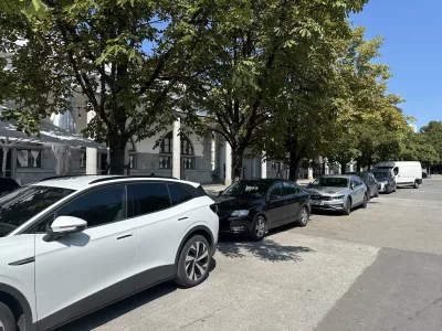 Centralna tržnica Ljubljana, tržnica, parkiranje, napačno parkiranje