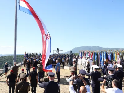 05.08.2025.,Knin- Proslava obiljezavanja Dana pobjede i domovinske zahvalnosti, Dana hrvatskih branitelja i 30. obljetnice vojno redarstvene operacije Oluja. Podizanje zastave na kninskoj tvrdjavi. Photo: Dusko Jaramaz/PIXSELL
