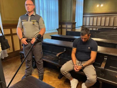 Milo&scaron;a Grma so priprli, ker mu niso mogli vročiti sodnega vabila. Zdaj je spet na prostosti.  