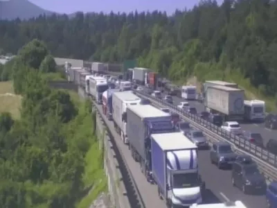 Gneča avtocesta Unec