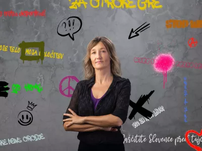 Mojca Pajnik, komunikologinja, profesorica na FDV in raziskovalka na Mirovnem in&scaron;titutu,