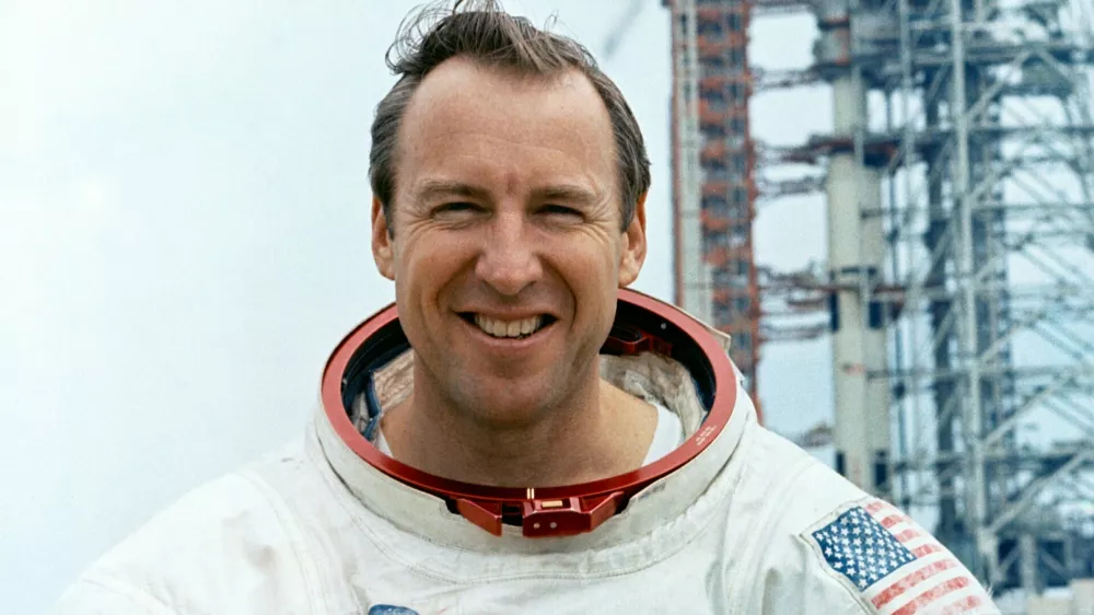 Jim Lowell, ameri&scaron;ki astronavt, Apollo 13