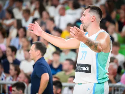 Ljubljana, Dvorana Stozice.Kosarkarska prijateljska tekma medSlovenijo in Nemcijo.