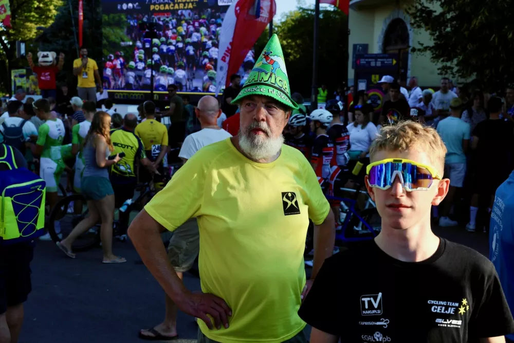 Slavnostni sprejem Tadeja Pogačarja v Komendi. 