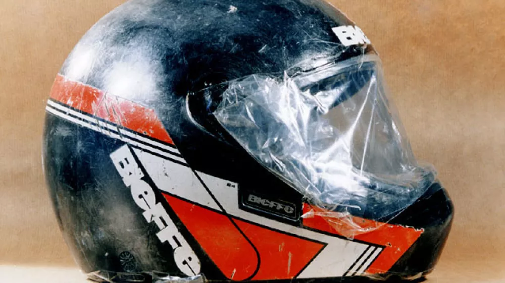 Motoristična čelada, kriminal