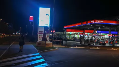 Povečanje svetlobnega onesnaževanja: Kje bomo &scaron;e lahko opazovali Rimsko cesto?