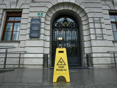 Spolni napad: Hrvatu za zlorabo na Hrva&scaron;kem sodili v Sloveniji