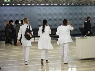  - 09.01.2024 &ndash; opozorilna stavka zdravnikov in zobozdravnikov - zdravniki in zobozdravniki zaradi neuresničenih zavez vlade iz že sklenjenih sporazumov opozorilno stavkali. protest //FOTO: Nik Erik Neubauer 