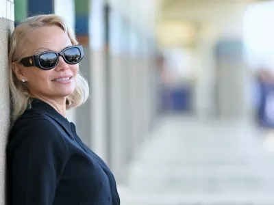 Danes ima povsem drugačen videz in slog. / Foto: Profimedia